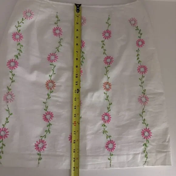 Womens Talbots Size 16 Floral Embroidered Skirt Cotton/Spandex White/Pink/Green - Picture 6 of 7